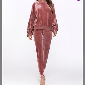 Velvet Set